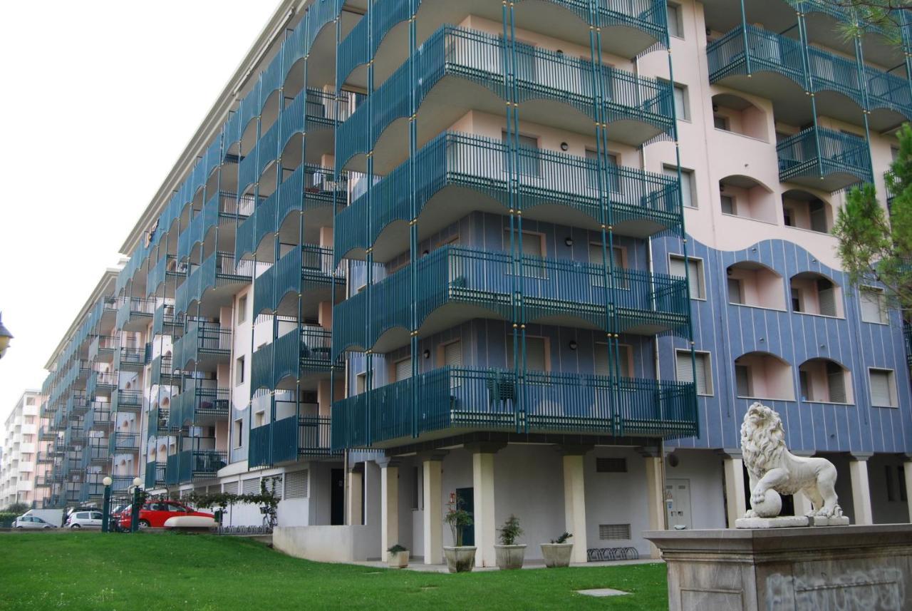 Residence Delle Terme Bibione Buitenkant foto