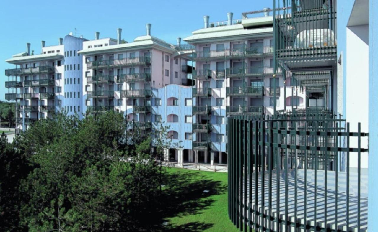 Residence Delle Terme Bibione Buitenkant foto
